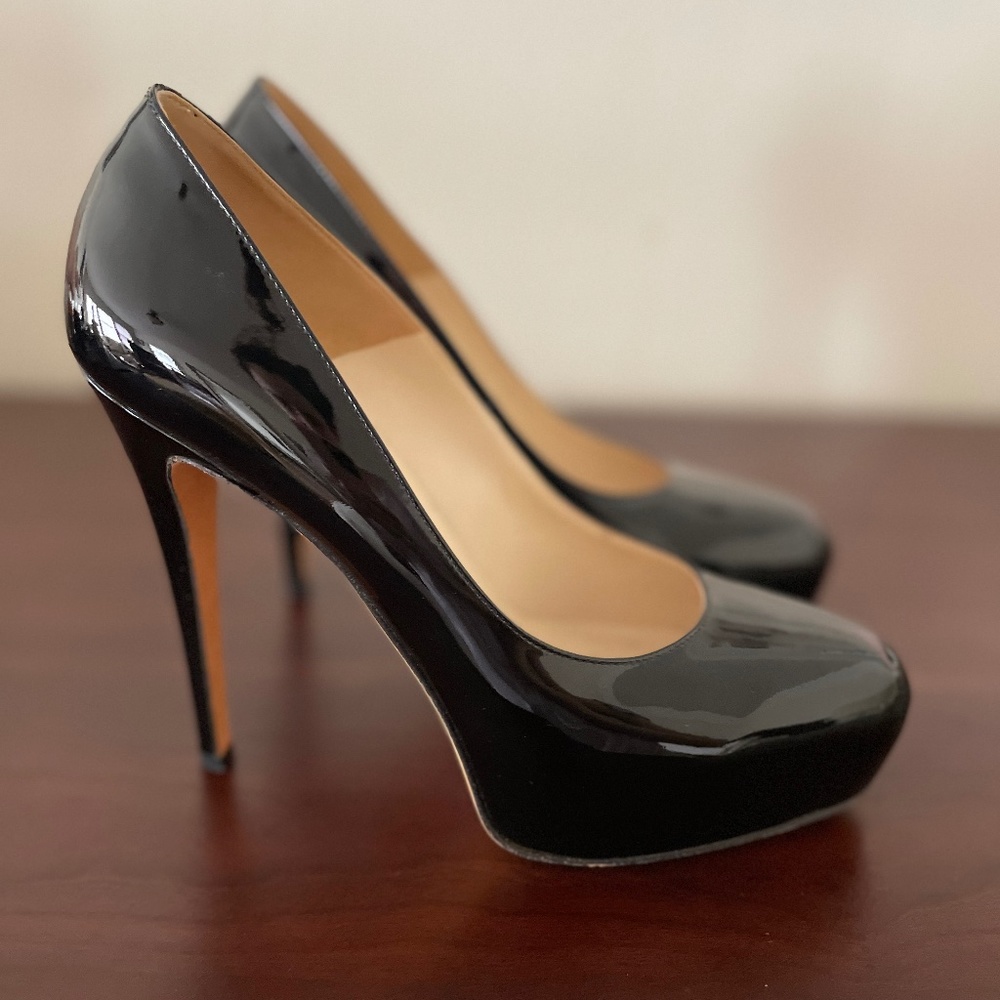 Brian Atwood black patent leather “Maniac” platform stiletto pumps